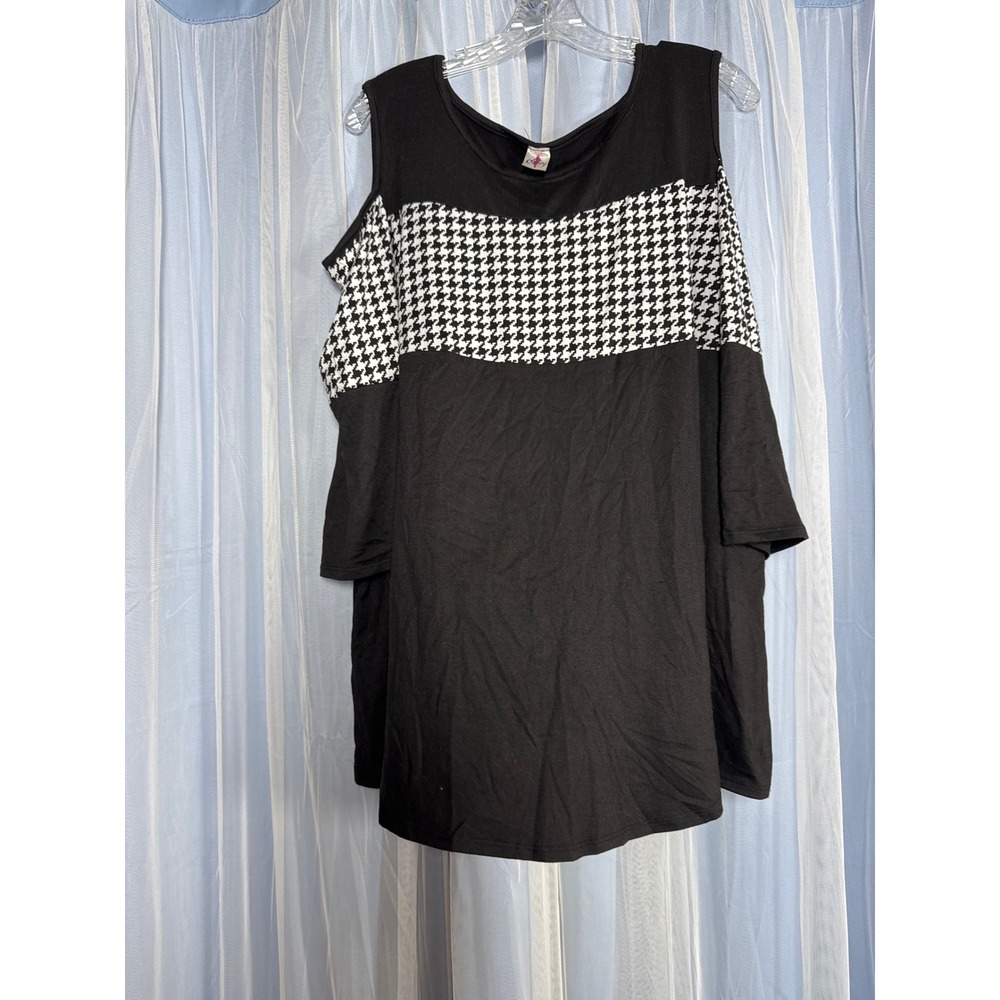 Curvy Top Women 2XL Cold Shoulder Black White Houndstooth EUC 4T0723-1 PLUS
